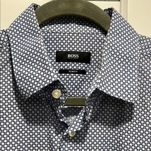 Hugo Boss Men’s Made in Italy Shirt Medium Slim Fit Long Sleeve